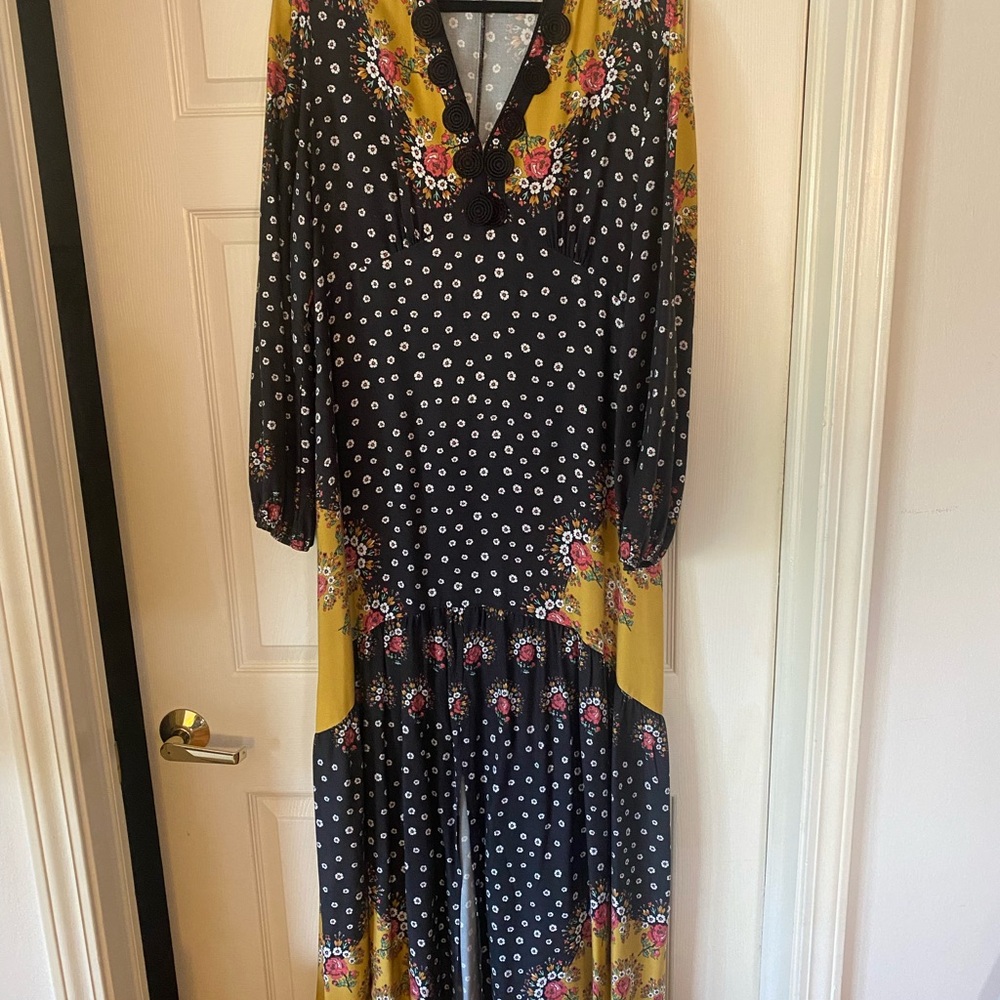 FARM Rio Black&Yellow Floral Dress